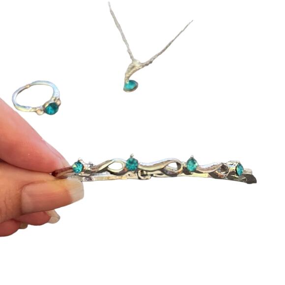 3 Piece Blue & Silver Bracelet Ring and Necklace Set - Picture 3 of 5